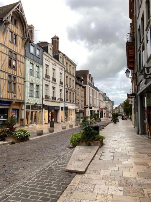 Apartamento Troyes Centre - Rue Colbert Exterior foto